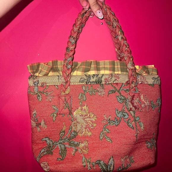 Isabella’s Journey Red and Green Floral Mini Shoulder Tote Bag - Picture 3 of 6